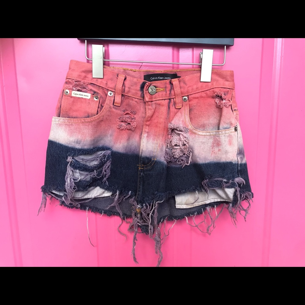 Calvin Klein Womens Destroyed Studded Denim Shorts